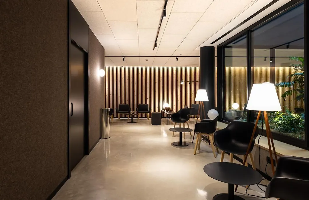 Hotel Raval House-1