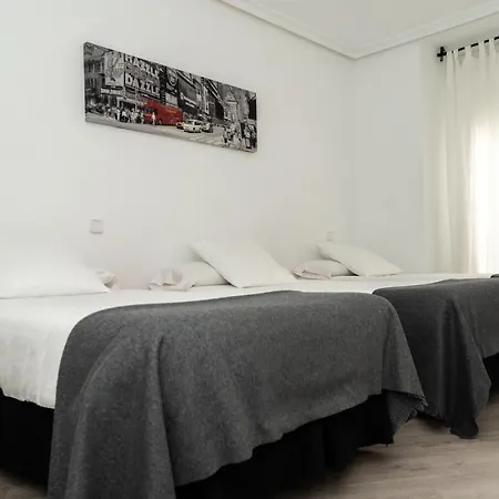 Hostal Gala Madrid-3