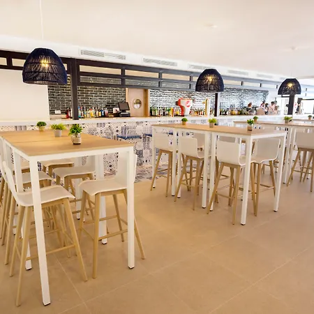 Parque Nereida Suites Hotel-3