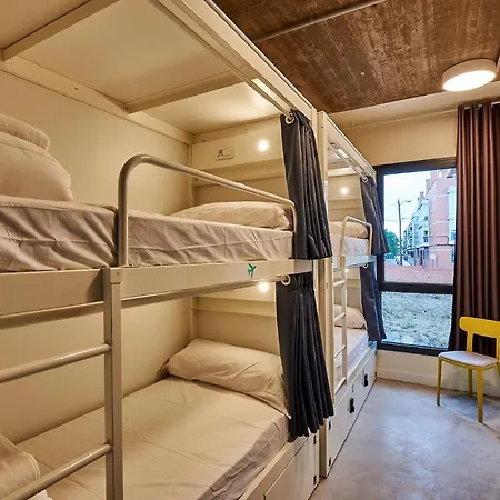 Hostelfly Madrid Airport-3