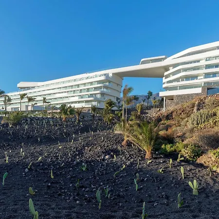 Royal Hideaway Corales Suites-3