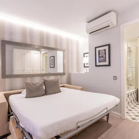 Serennia Fira Gran Via Exclusive Rooms-3