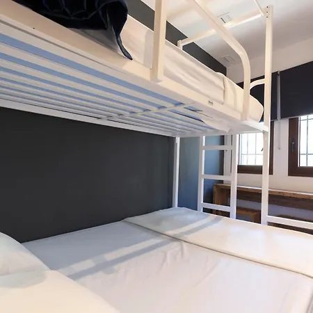 Malaga Stop Hostel Ab-3