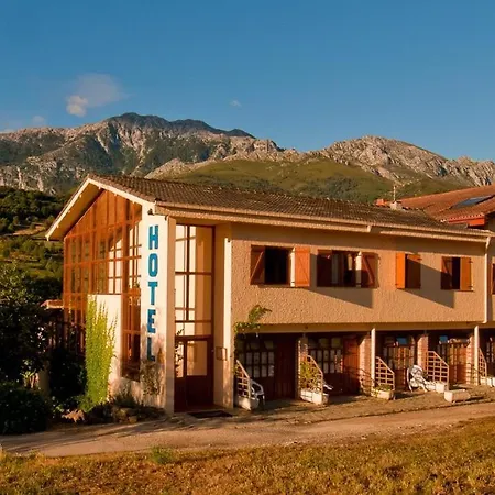 Hotel Torrecerredo-3