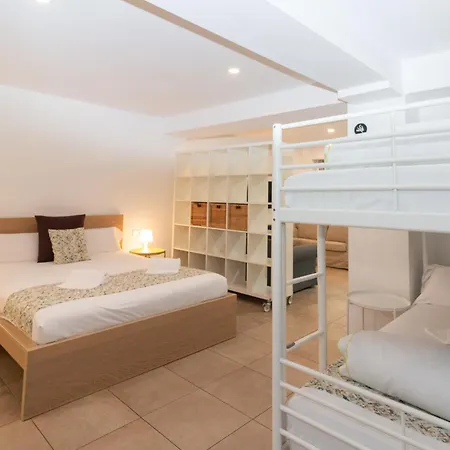 Bet Apartments - Abastos Apartments-3
