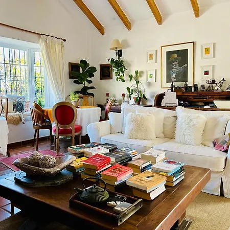 At Home In Malaga Stay & Solo Travellers-2