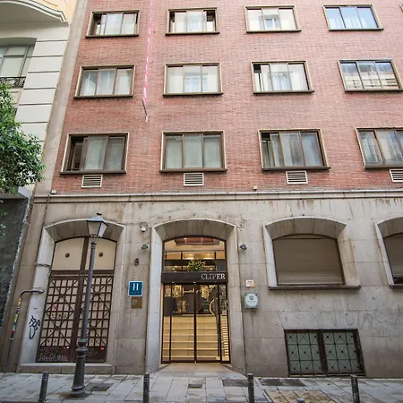 Petit Palace Cliper-Gran Via-2