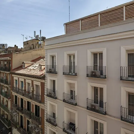 Petit Palace Cliper-Gran Via-3