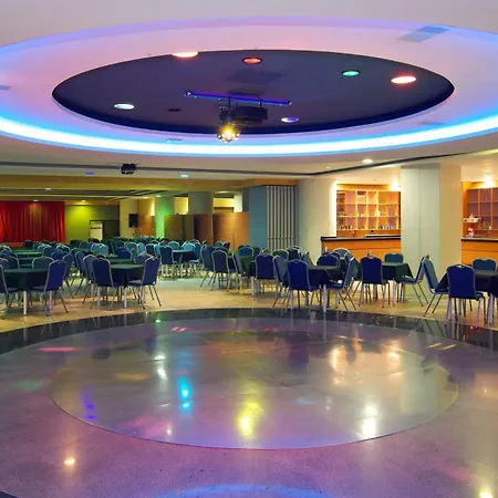 Hotel Puente Real-3