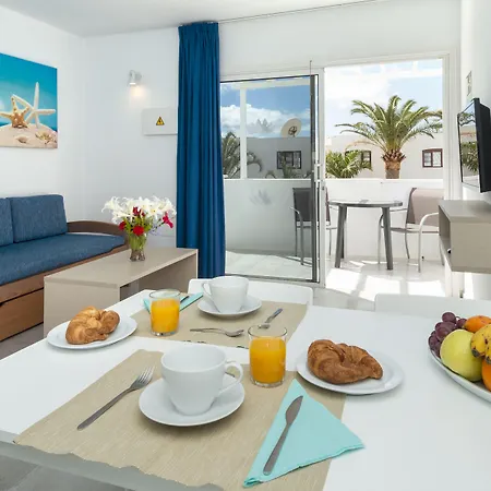 Apartamentos Livvo Oasis-3