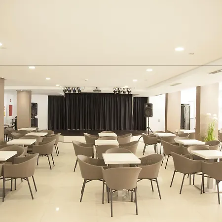 Globales Panama - Adults Only-3