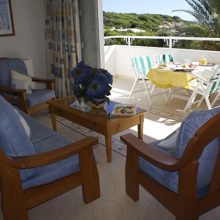 Hamilton Court-2