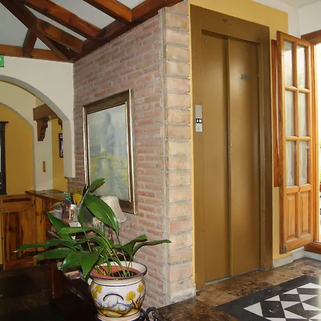 Hotel Almona-3