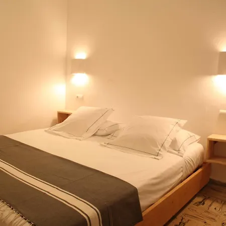 Juanita Hostal-2