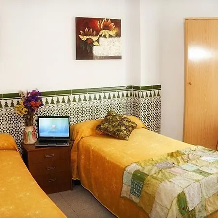 Hostal Estacion-2