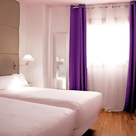 Erase un Hotel-2
