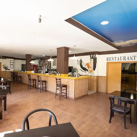 Hostal - Bungalows Camping Caceres-2