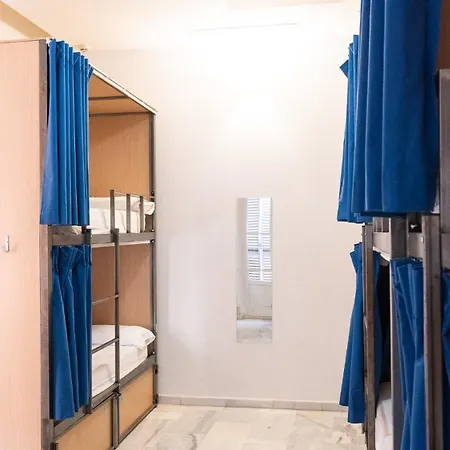 The Nomad Hostel&Pension-3