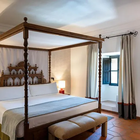 Parador De Siguenza-2