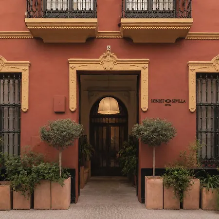 Honest Sevilla Hotel-2