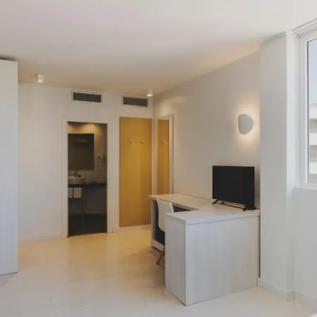 Hotel Mediterraneo-2