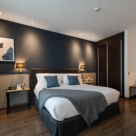 Hotel Crowne Plaza Madrid Airport-2
