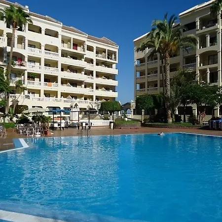 Castle Harbour-2