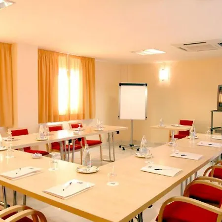 Holiday Inn Express Madrid-Alcorcon By Ihg-2