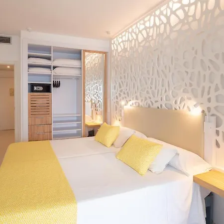 Sirenis Hotel Seaview Country Club-2