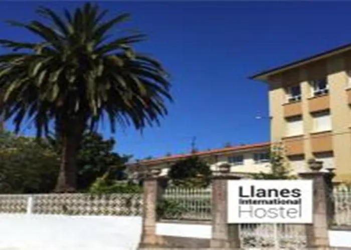 Llanes International Hostel