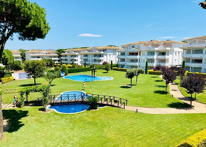 Apartamentos Plus Costa Brava Pals