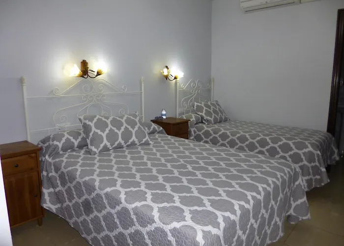 Hostal Virgen Del Rocio