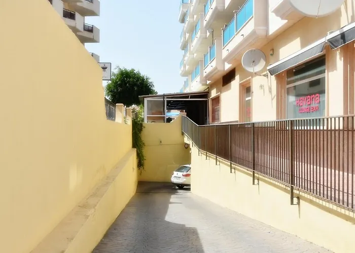 He Cabo Roig Strip