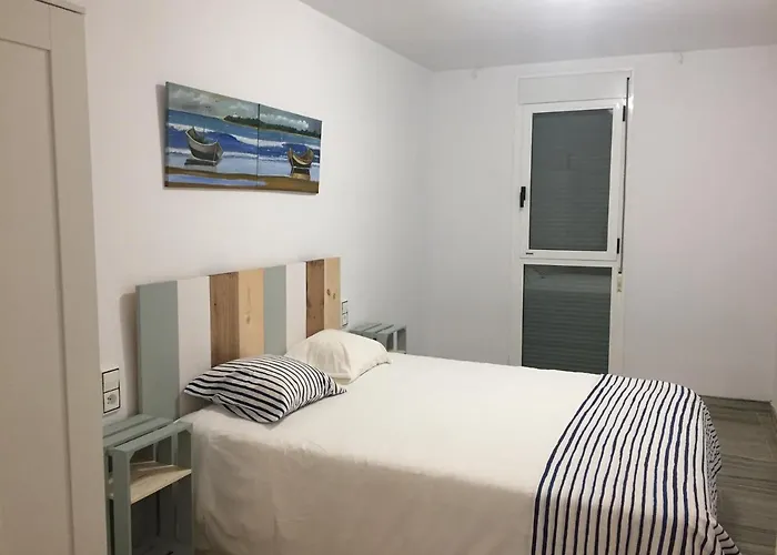 Apartamento Delante Del Puerto Deportivo .