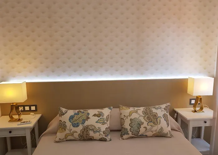 Ordoño II Suites con Aire Acondicionado y Wifi