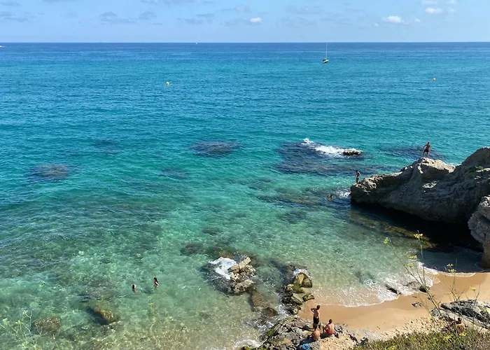 Beautiful Apartment 5 Minutes Walk To The Beach
