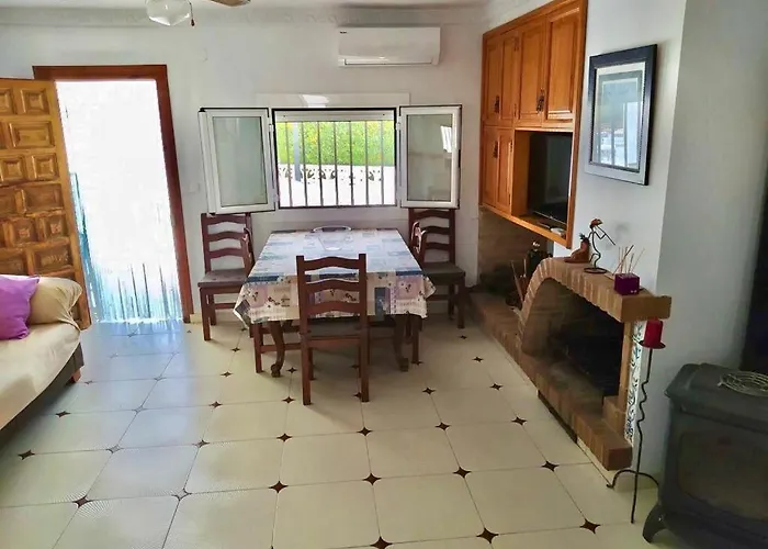 Adosado De 140M2 Con Terraza A 50 M De La Playa