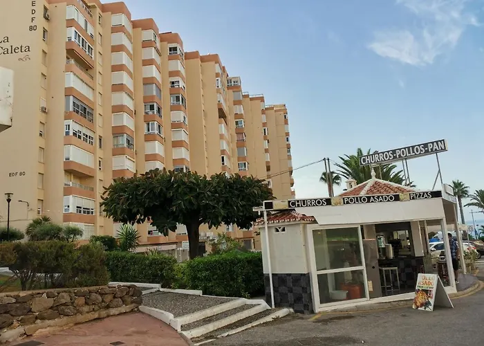 Lola'S Apart