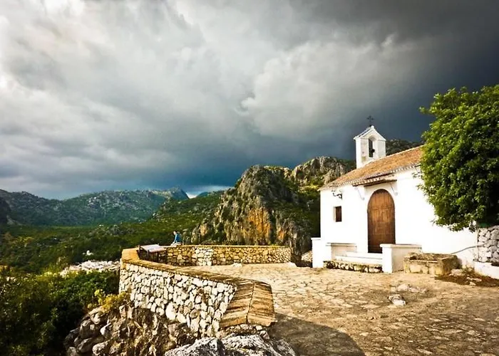 Alvarado Loft Rural