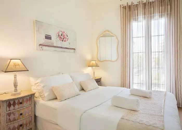 Sitges Spaces Beach House-4 Bedrooms, Large Terrace, Center-Beach