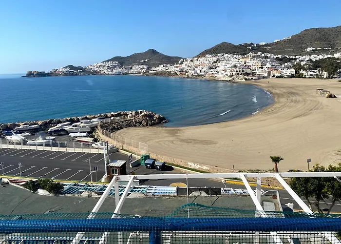 Apartamentos El Puerto