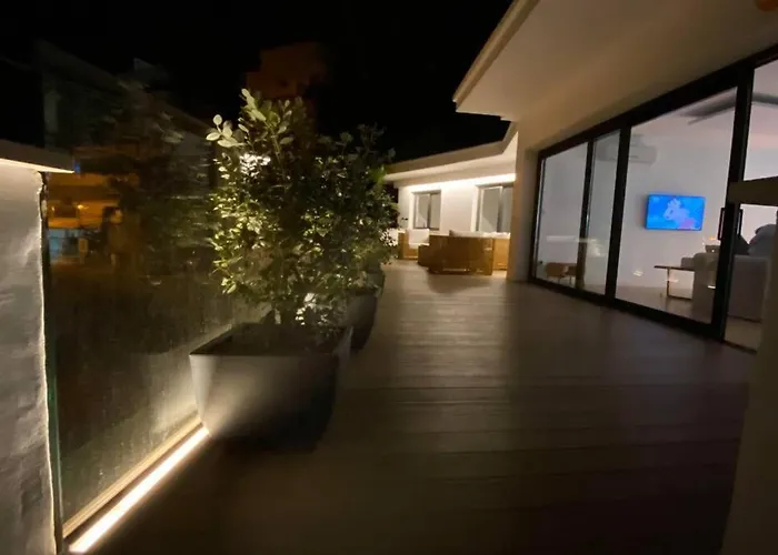 Beautiful Designer Home In Illetas