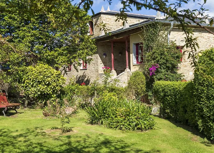 Araucaria House