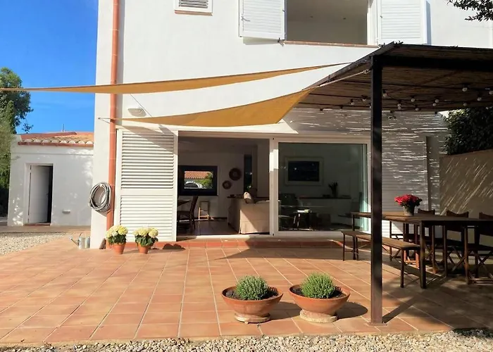 LLEBEIG -Casa mediterránea con gran jardín