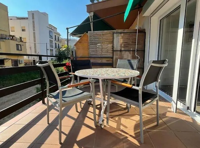 Piso A 150 Mts De La Playa Con Espectacular Terraza Y Wifi