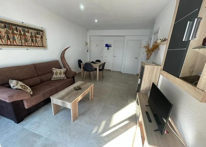 Piso a 150 mts de la playa con espectacular terraza y WIFI