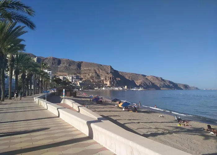 Apto en Aguadulce con Vistas al Mar