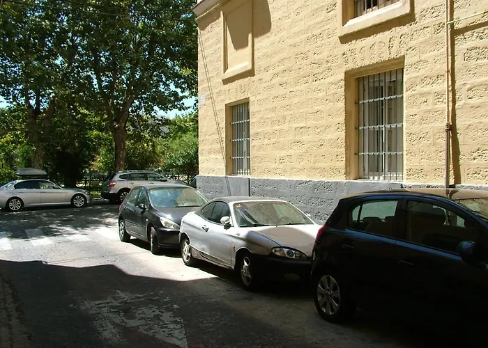 Centro Histórico con parking Cádiz