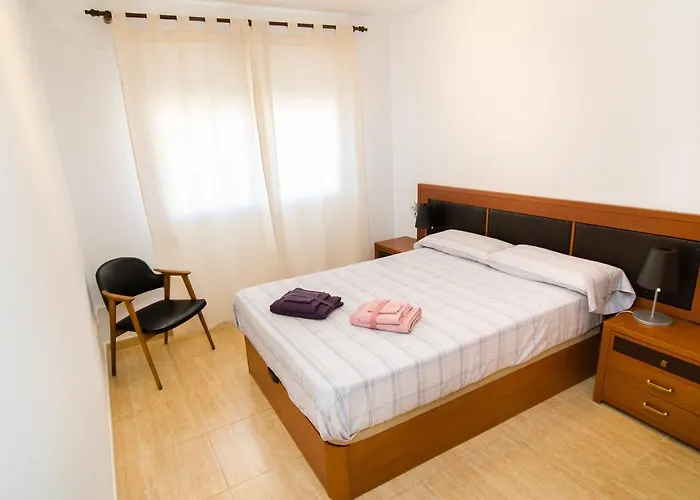 Apartamento de 4 dormitorios a tan sólo 2,5 km de la Playa San Juan