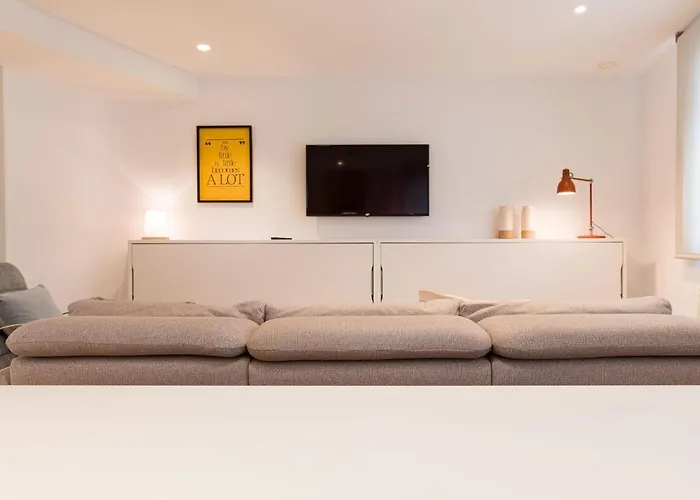 SEIS ALDABAS Apartamentos